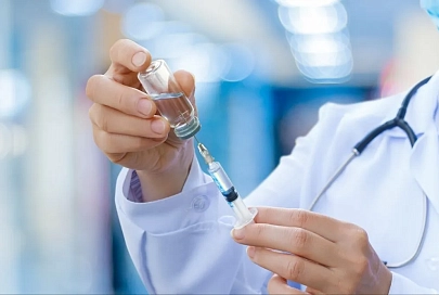 В Украине началась вакцинация от COVID-19