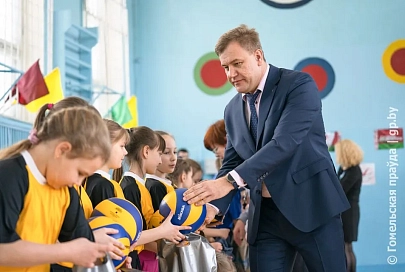 В Гомельской области стартовал спортивный проект Kids volley. Он призван популяризировать и развивать волейбол