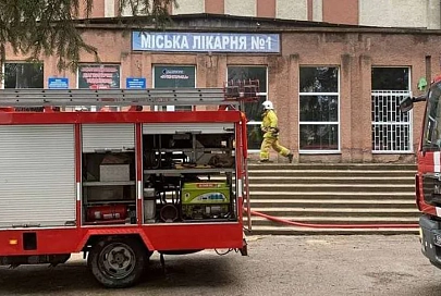 В украинских Черновцах в больнице прогремел взрыв   - есть пострадавшие