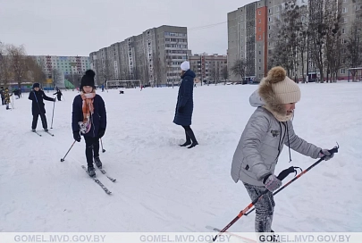 В Речице прошло спортивное мероприятие «На лыжи всей семьей»