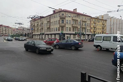Фотофакт: В Гомеле на пересечении проспекта Ленина и улицы Интернациональной произошло ДТП