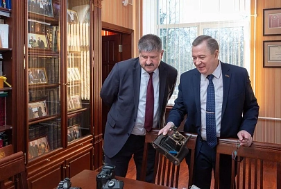 Губернатор Геннадий Соловей: "Чиновники не должны бояться критики". Он побывал в гостях у "Гомельскай праўды"