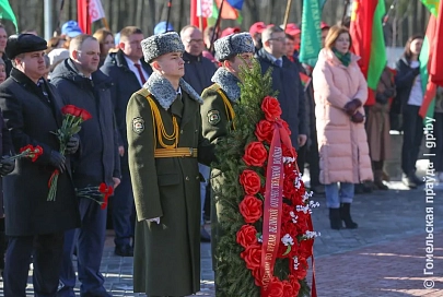 О человеческой боли и нечеловеческой жестокости. В мемориальном комплексе «Ола» и мемориале детям — жертвам войны в Красном Береге сегодня прошли акции памяти 