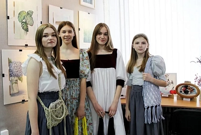 В ГГУ имени Франциска Скорины открылась выставка "Посмотри в глаза природе"