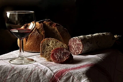 Нутрициолог перечислила самые вредные продукты для печени