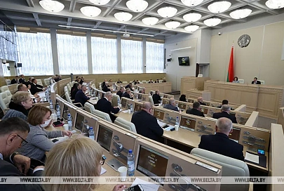 Сенаторы одобрили поправки в законы по вопросам противодействия экстремизму