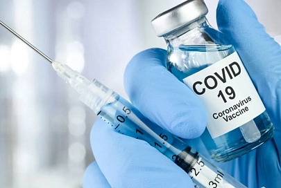 Даже если переболел, вакцина нужна. Развенчиваем мифы про прививку против COVID-19