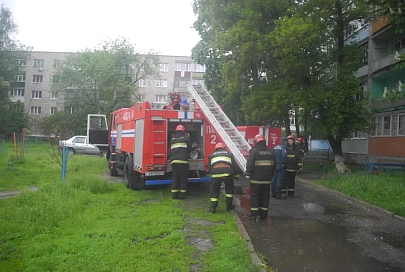 На пожаре в Гомеле работниками МЧС спасены двое