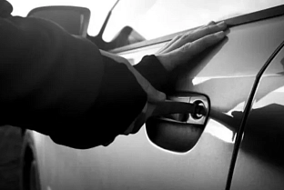 В Чечерске двое угнали автомобиль и совершили ДТП