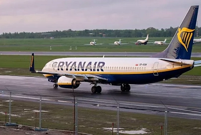 Пассажирский самолет Ryanair совершил экстренную посадку в Берлине из-за угрозы взрыва
