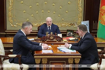 О значении ВПК и санкционных угрозах - Лукашенко доложили о работе военно-промышленного комплекса