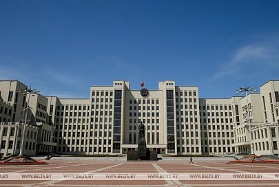 Правительство скорректировало перечни документов, срок действия которых продлевается