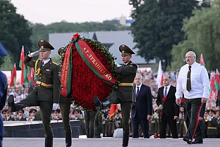 Выступление Александра Лукашенко на церемонии возложения венков в мемориальном комплексе "Брестская крепость-герой"