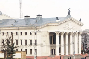 Хронику семейного апокалипсиса "Ганди молчал по субботам" представит Гомельский облдрамтеатр